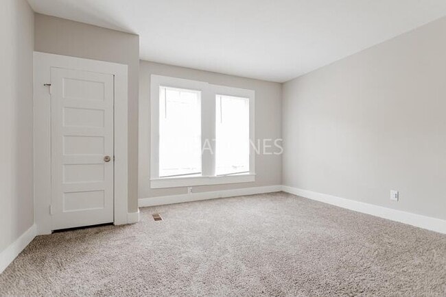 Building Photo - 3920 Meritas Dr