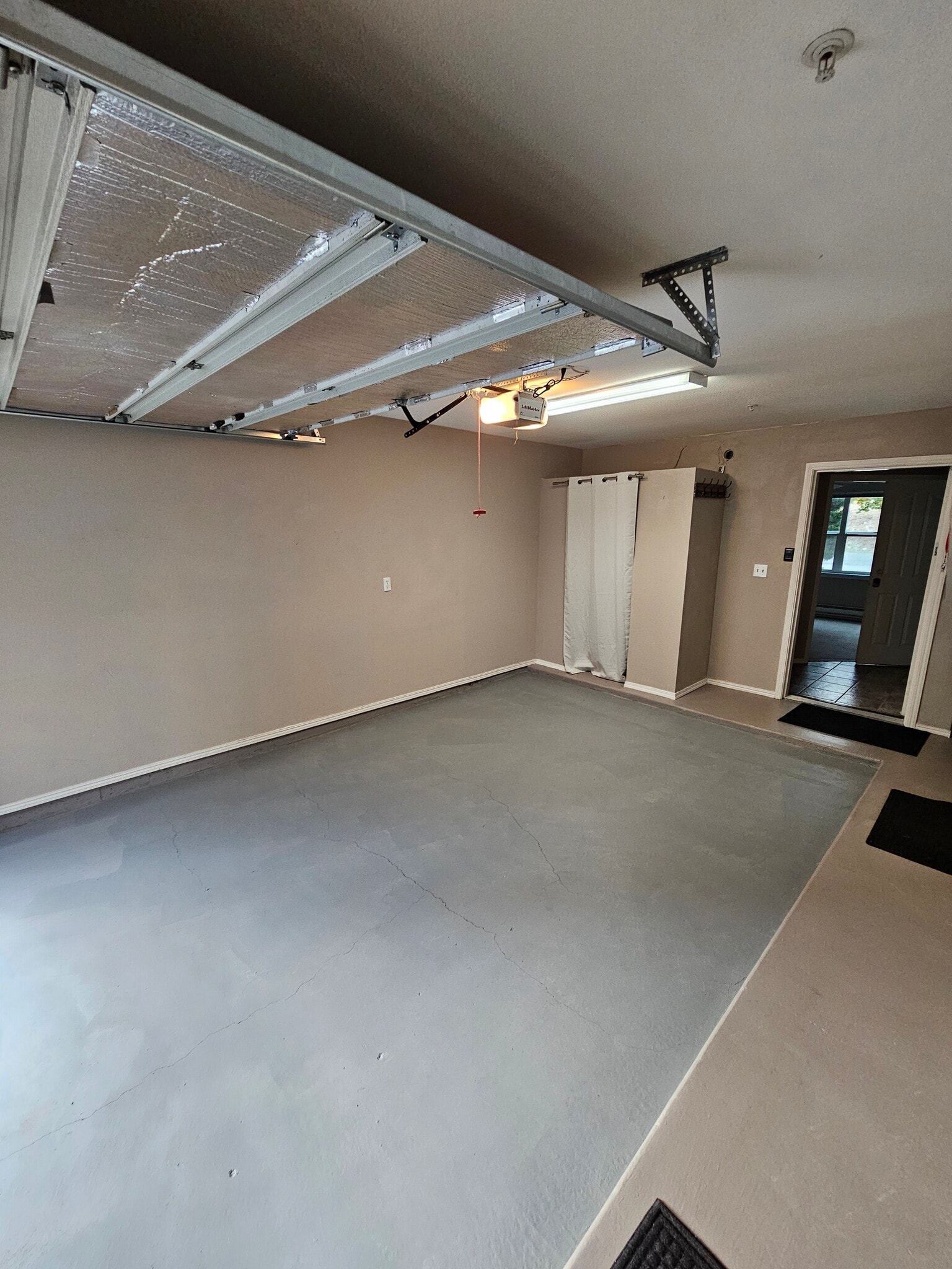 Garage - 1802 SE Cutter Ln