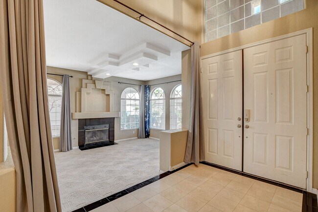Building Photo - Luxury 5-Bedroom Guard-Gated Home with Pool, Spa & 3 En-Suite Bedrooms