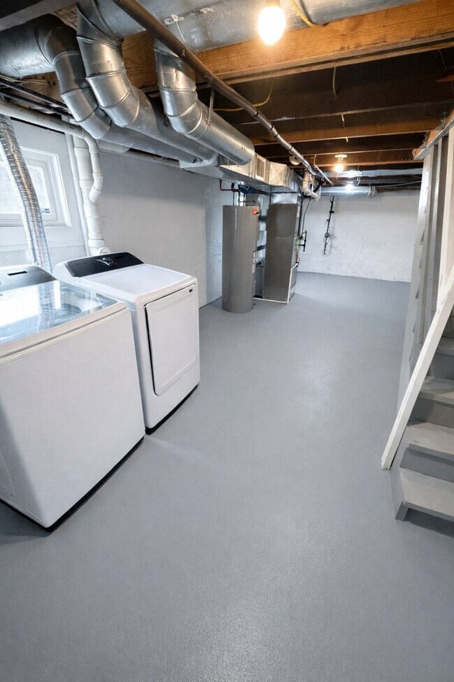 Building Photo - 7615 Folk Ave