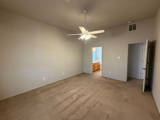 Building Photo - 3 BED 2 BATH IN YUMA EAST!