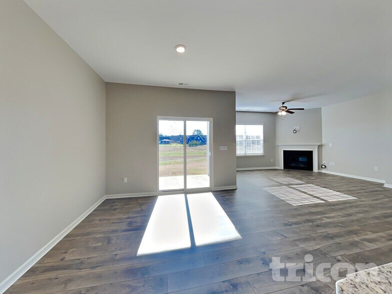 Building Photo - 89 Young Farm Dr