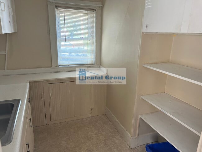 Building Photo - 12 Grove St