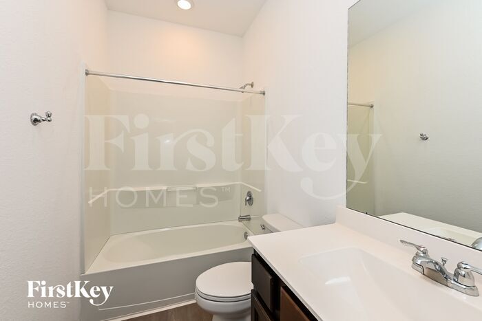 Building Photo - 5238 Eagleton Dr