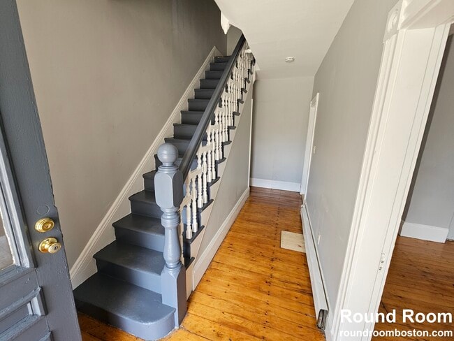 Building Photo - 293 Market St