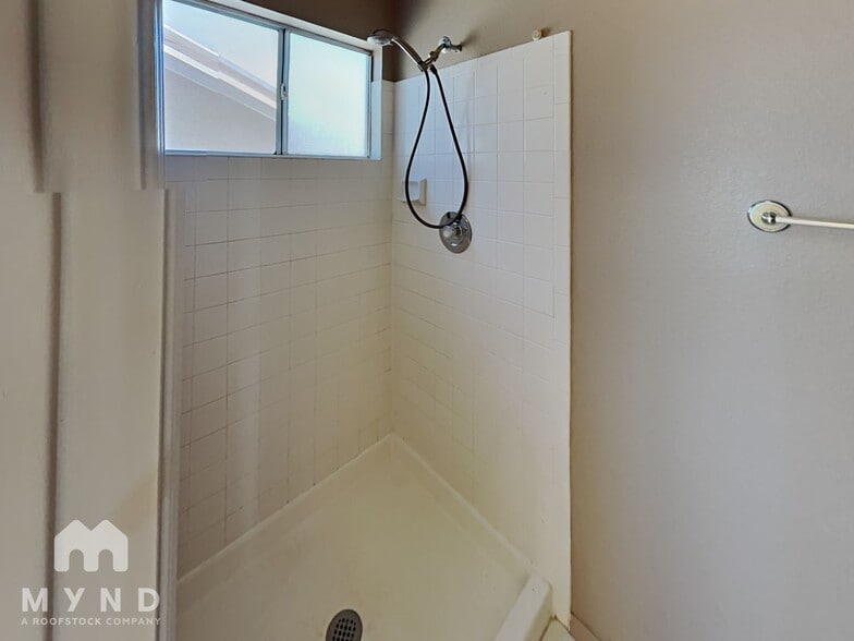 Building Photo - 2934 W Laquila Aerie