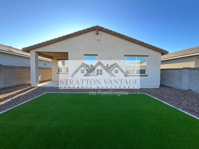 Building Photo - 2942 Kim Dr