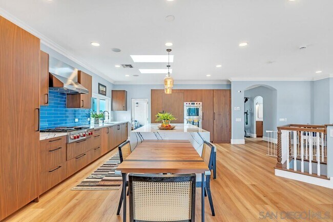 Building Photo - 7564 Navigator Cir