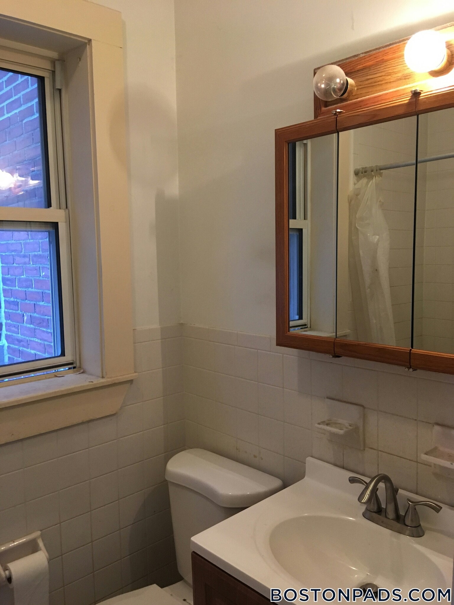 Building Photo - 163 Summer St