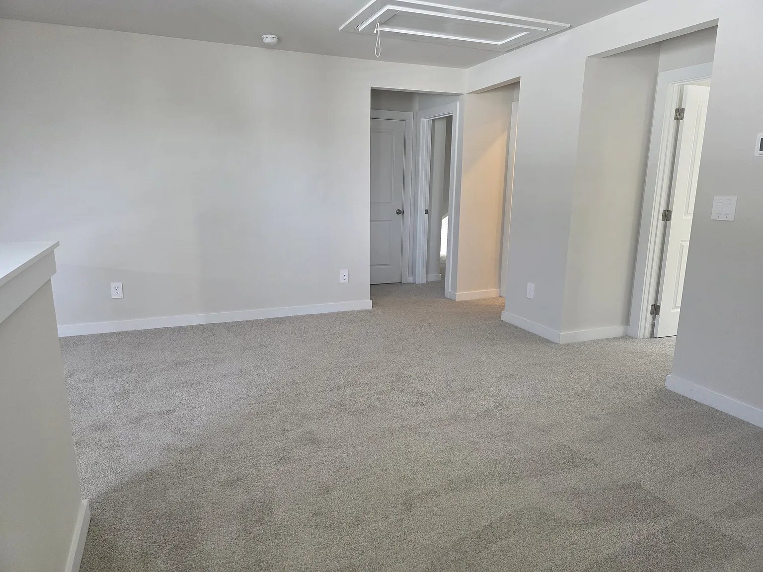 Building Photo - 4718 Oak Point Dr