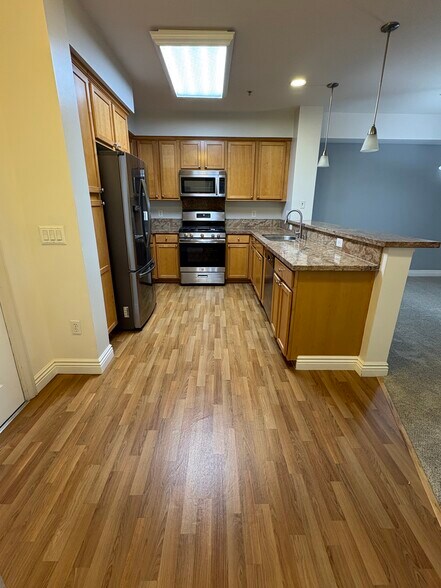 Kitchen - 1310 Creekside Dr