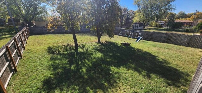 Building Photo - Spacious Home for Rent!