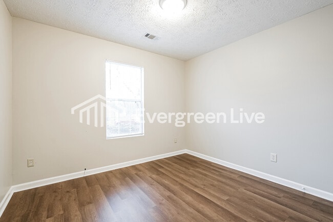 Building Photo - 528 Arcadia Ct