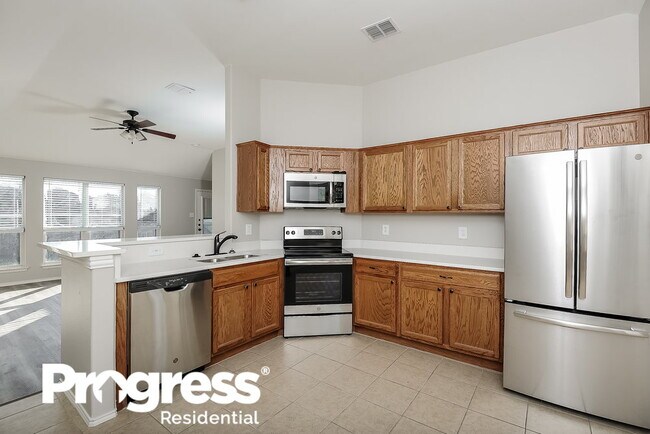 Building Photo - 320 Foreston Dr