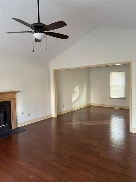 Building Photo - 11 Harvest Way