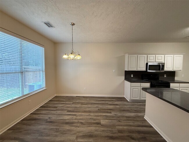 Building Photo - 4918 Comal River Loop