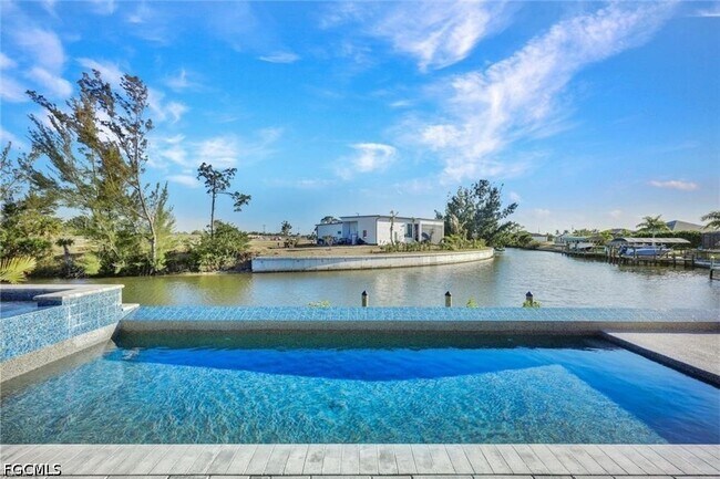 Building Photo - 3220 NW 21st St