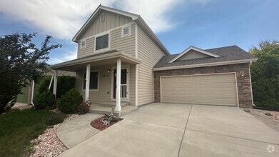 Building Photo - Great Home in Wellington