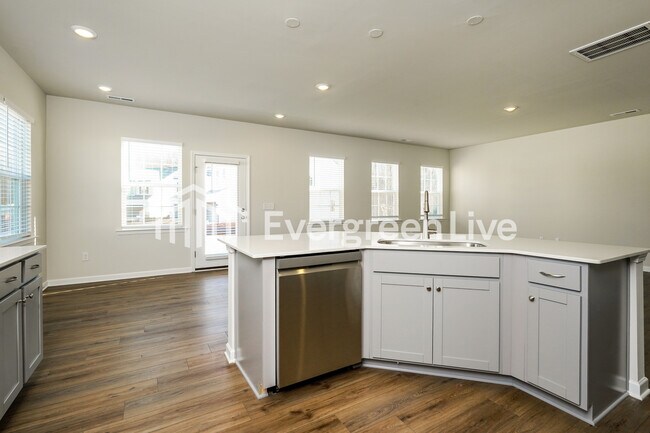 Building Photo - 834 Pear Blossom Ct