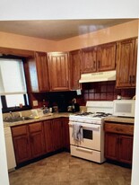 Building Photo - 336 Lagrange St