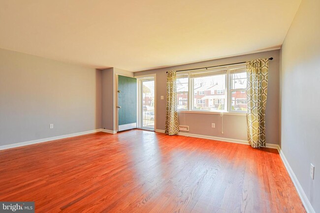 Building Photo - 1130 Linden Ave