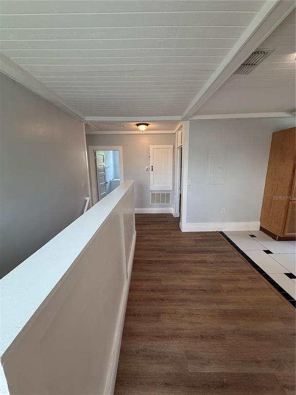 Building Photo - 118 N Beaumont Ave