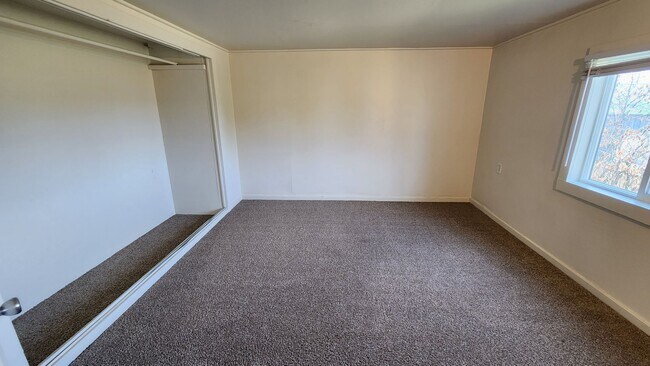 Building Photo - 18220 E Sprague Ave
