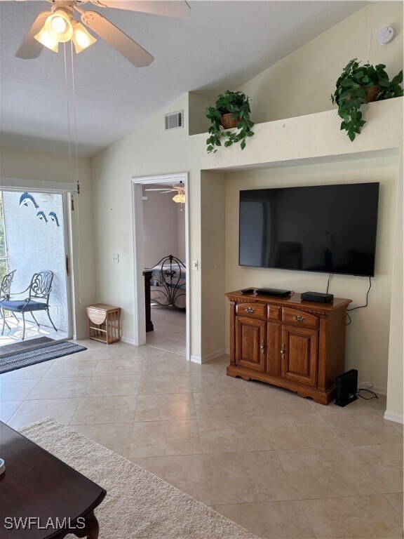 Building Photo - 228 Belina Dr