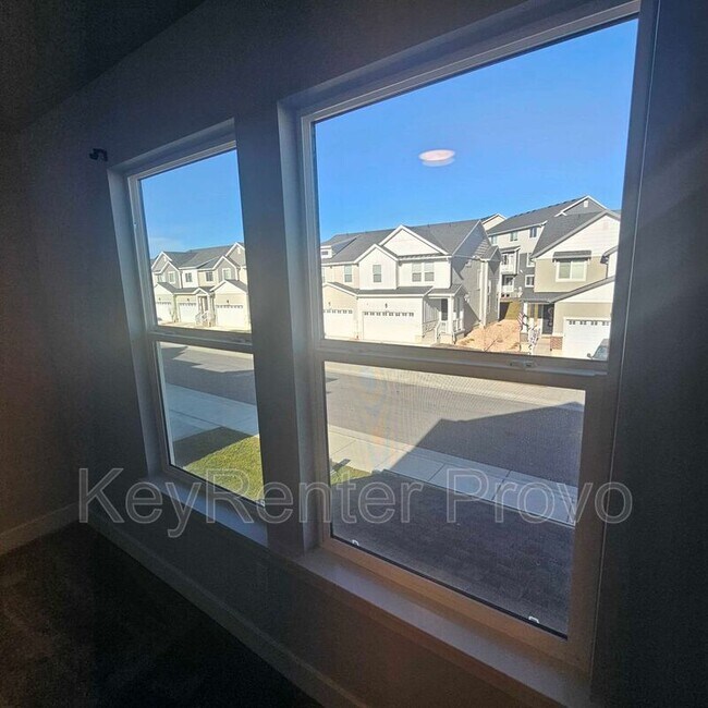 Building Photo - 1297 Dawes Wy