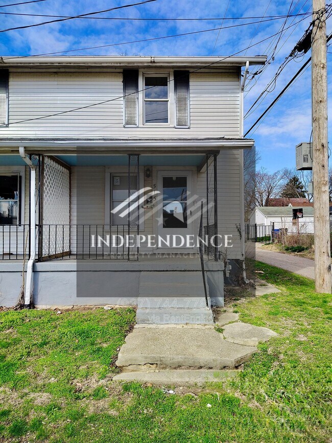 Building Photo - 515 Mertland Ave