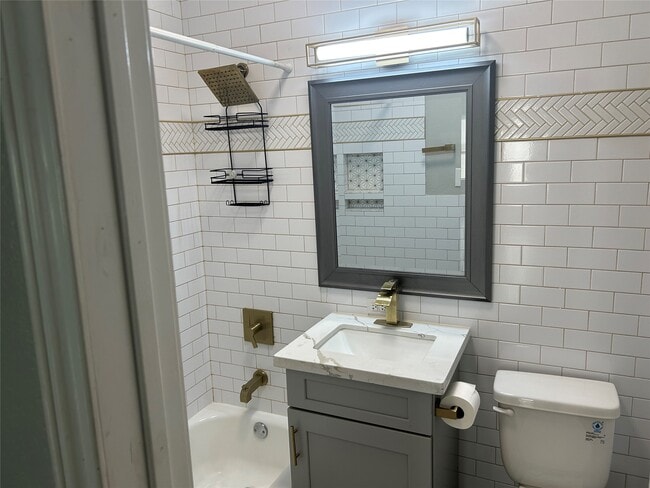 Building Photo - 5105 Sherman St