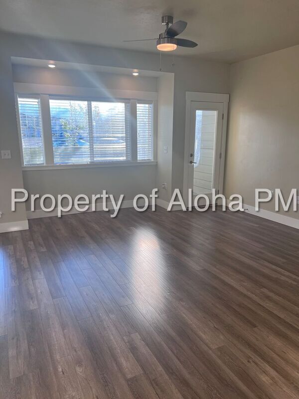 Building Photo - 3514 E Grand Forest Dr