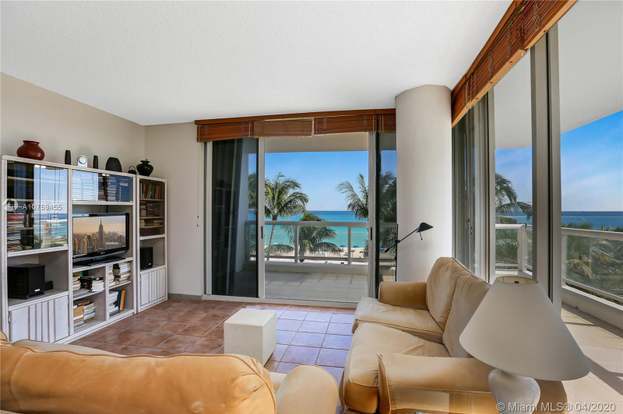 Building Photo - 4201 Collins Ave