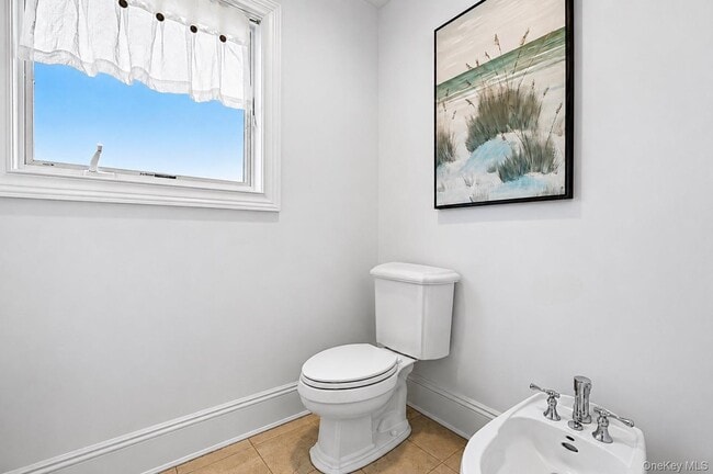 Building Photo - 17 Oceanview Dr