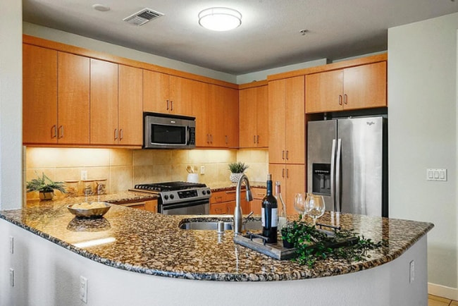 Building Photo - A Cozy Contemporary and Stylish Condo 2BR/...