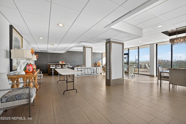 Building Photo - 1301 1st St S