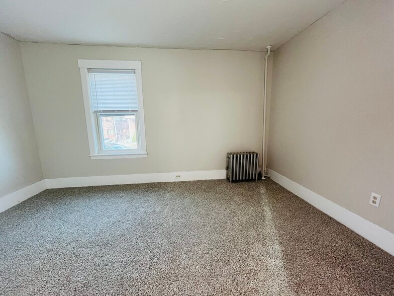 Building Photo - 36 Mount Pleasant Ave