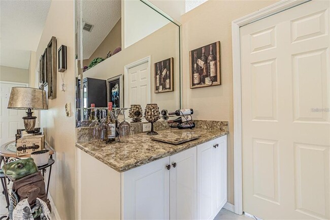 Building Photo - 2547 Estancia Blvd