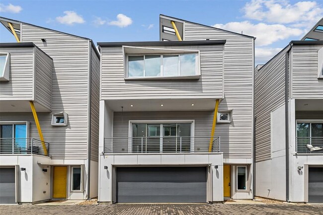Building Photo - 1512 Weber St