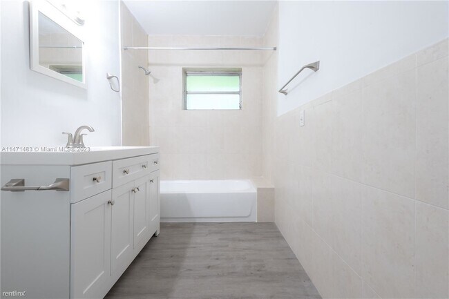 Building Photo - 2 br, 2 bath House - 24201 SW 124th Ave