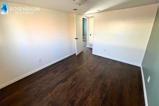 Building Photo - Charming 2-bedrooms, 1.5-baths cottage in the heart of historic Mayer, AZ!