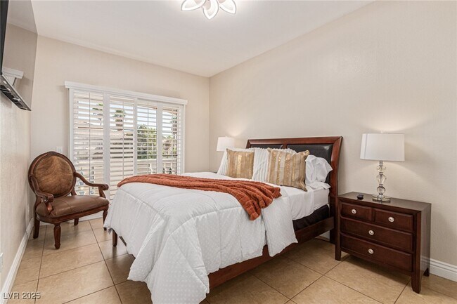 Building Photo - 9523 Coral Bell Ct