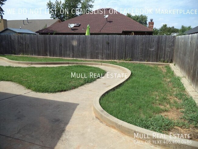 Building Photo - Furnished Single Family Home