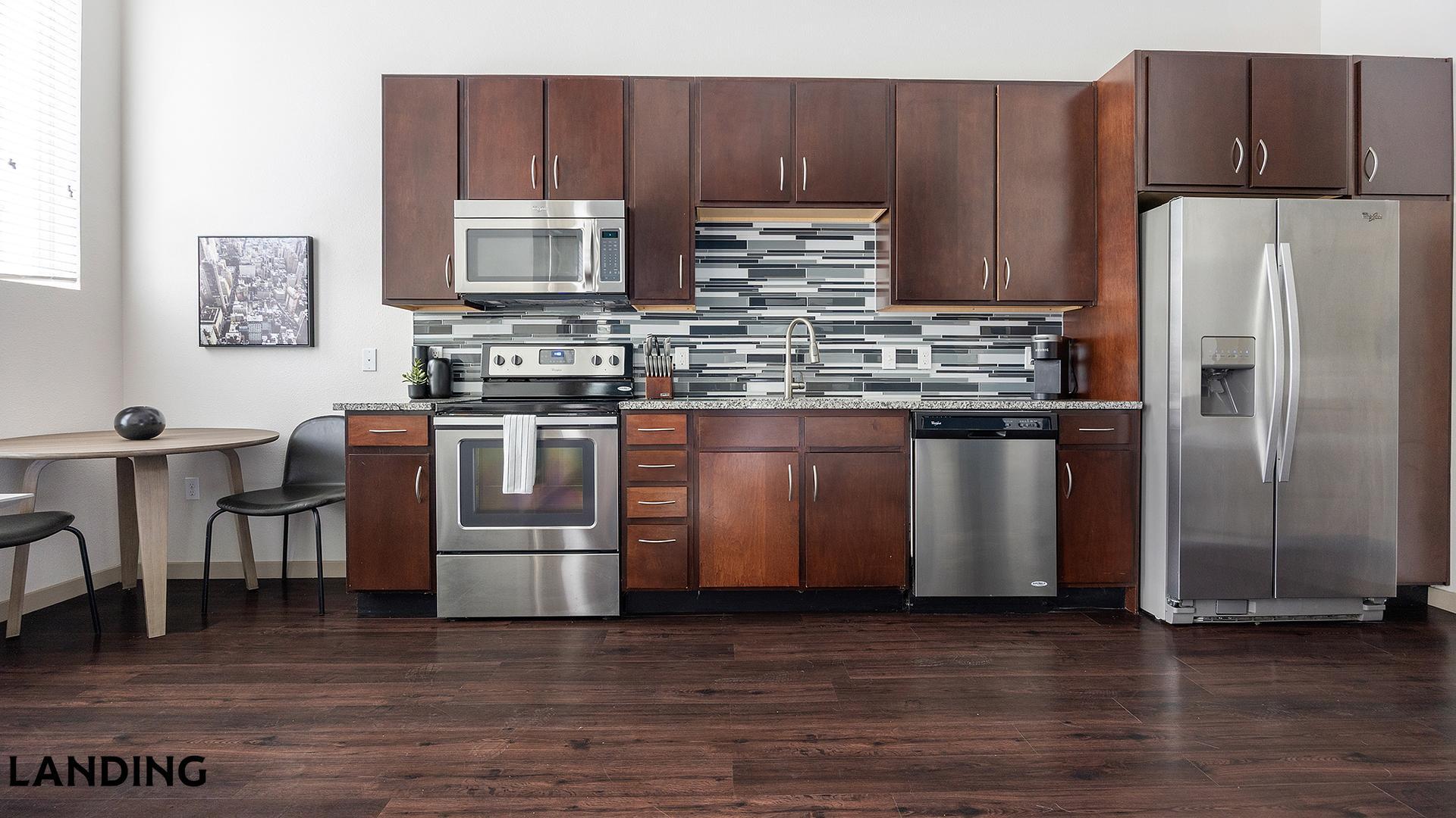 Building Photo - 1550 N Raleigh St