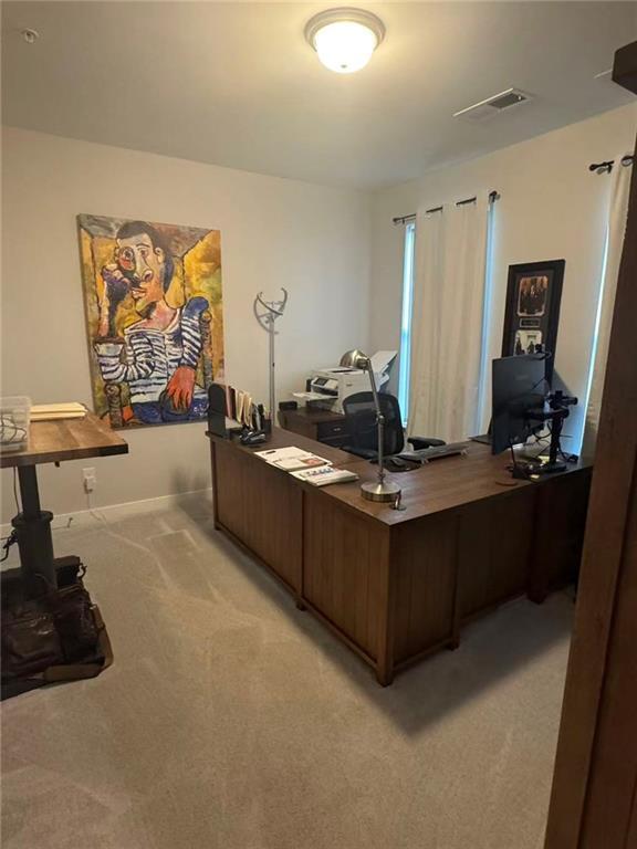 Building Photo - 670 Hudson Wy