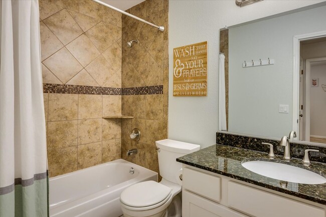 Building Photo - Beautifully updated 4Bd/3Ba Arvada Home