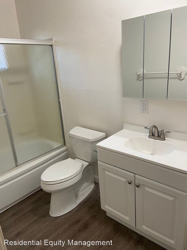 Building Photo - 1 br, 1 bath House - 910 1/2 Mormon Street #A