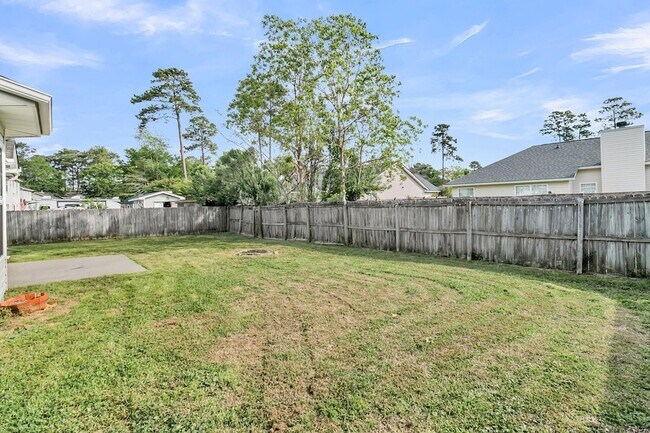 Building Photo - 1004 Cobblestone Blvd