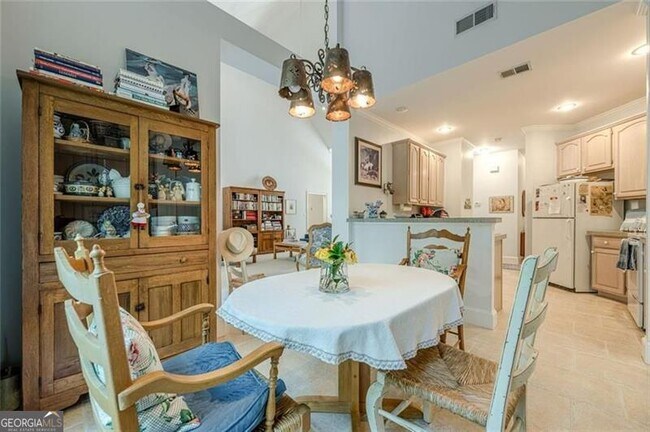 Building Photo - 322 Pebble Trail