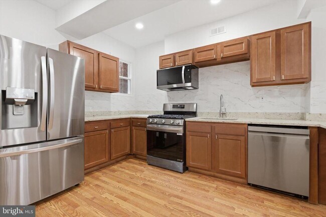 Building Photo - 3126 Remington Ave